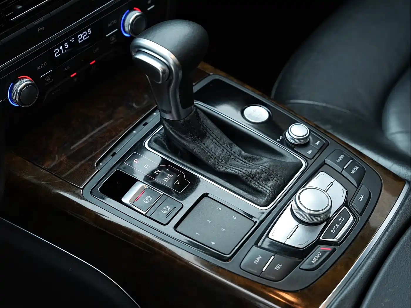 Audi A6L 2014 30 FSI Comfort фото 20