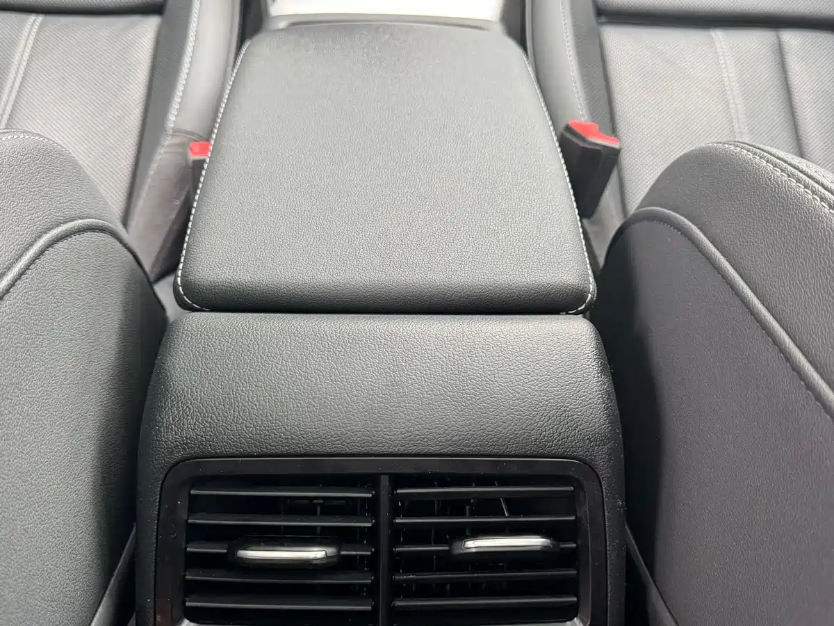 Audi A4L 2020 40 TFSI Fashion Dynamic Edition фото 16