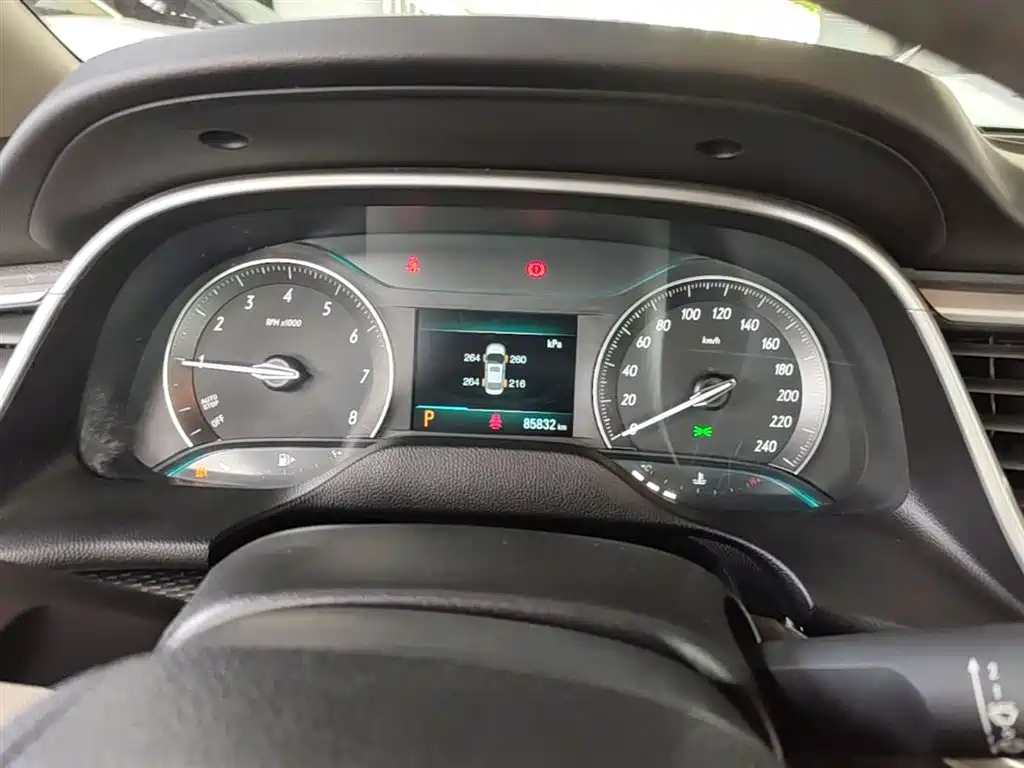 Buick Excelle 2021 Exemplar 1.5L Auto Elite фото 12