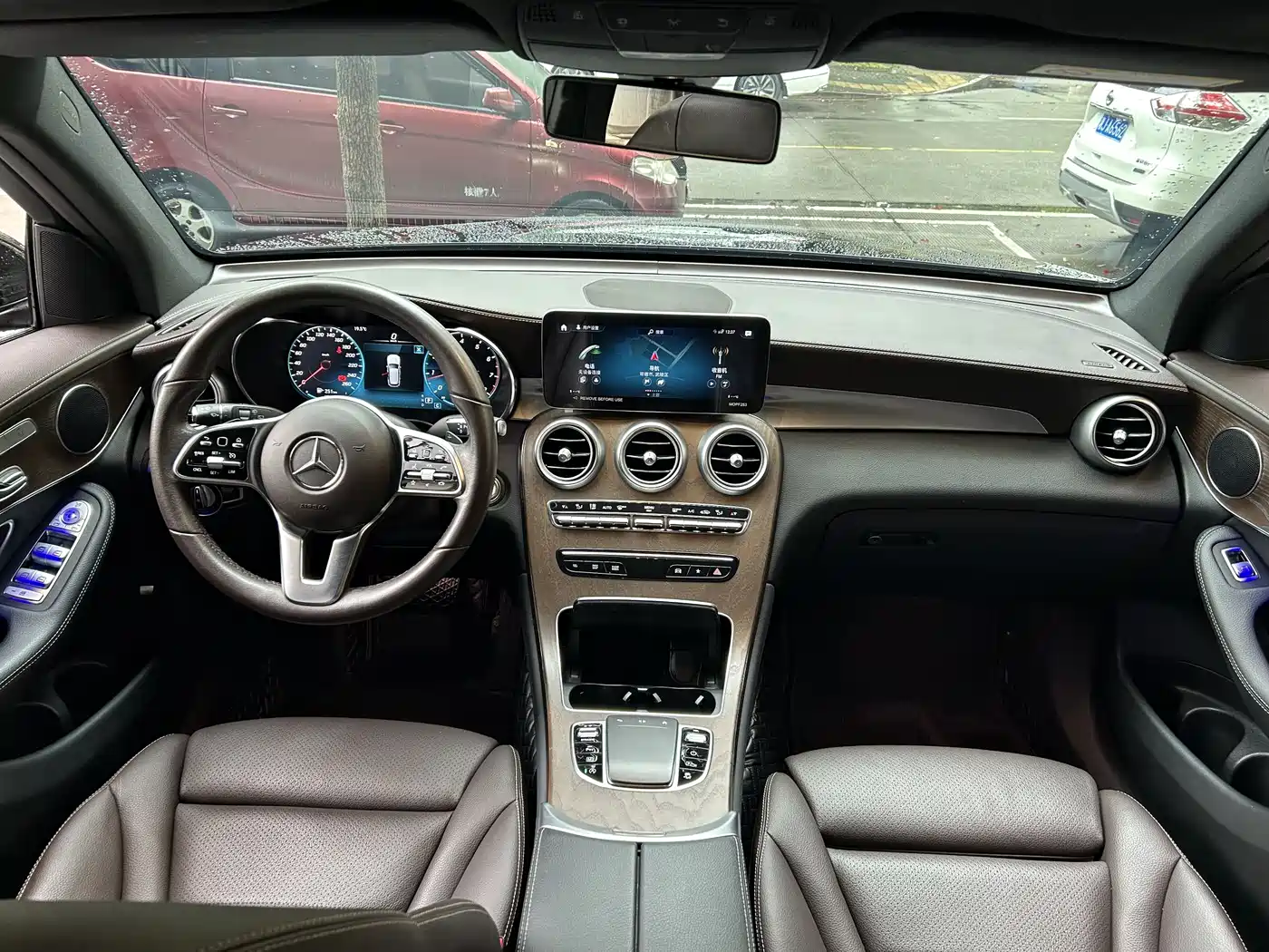 Mercedes-Benz GLC 2022 Facelift II GLC 260 L 4MATIC Luxury фото 14