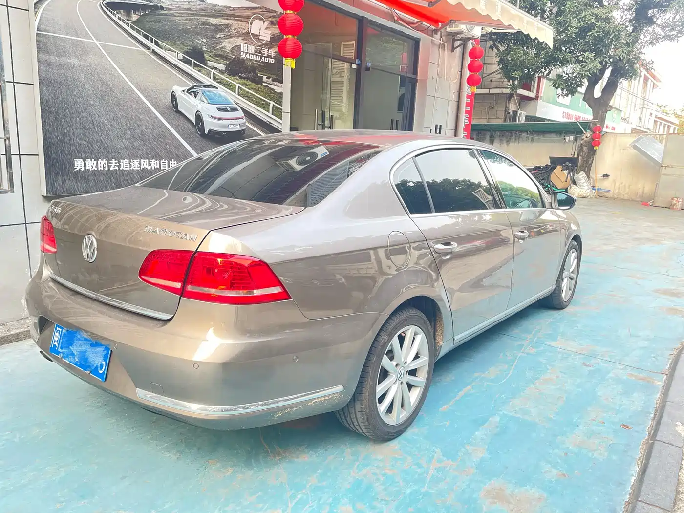 Volkswagen Magotan 2012 Facelift 1.8TSI Luxury фото 3