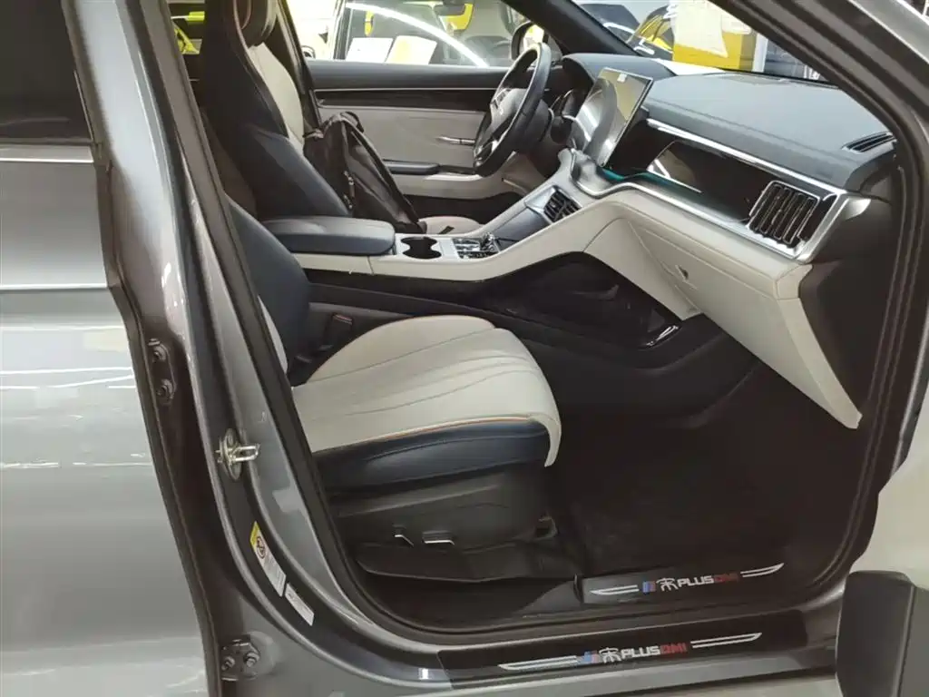 BYD Song PLUS PHEV 2023 Champion Edition DM-i 110KM Flagship PLUS фото 25