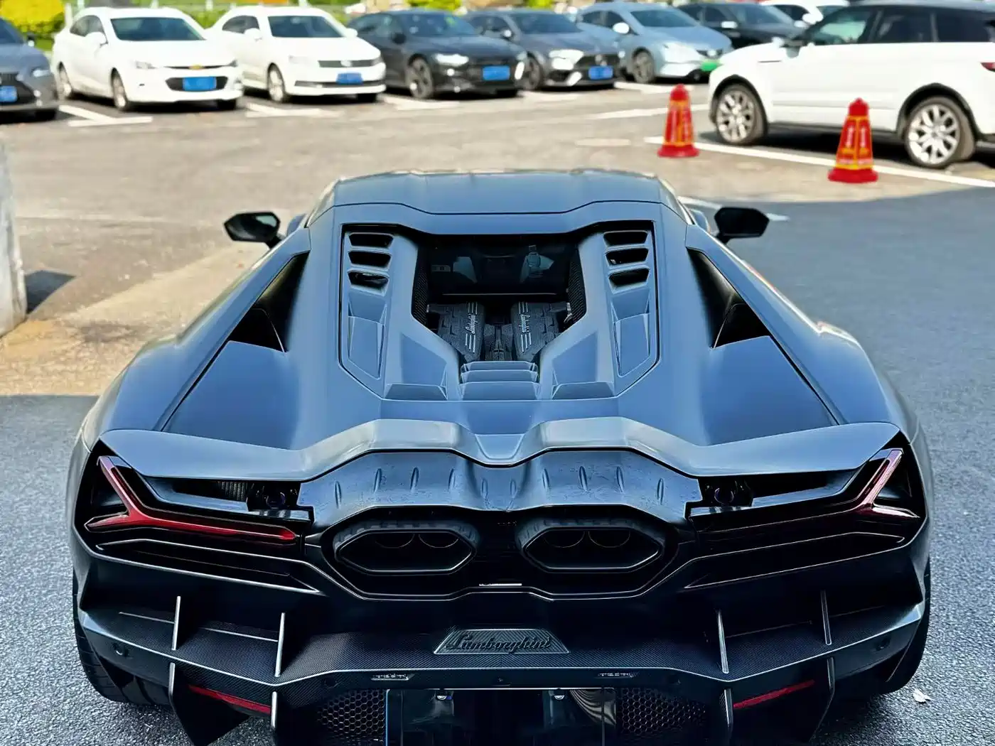 Lamborghini Revuelto 2023 6.5L PHEV Standard фото 3