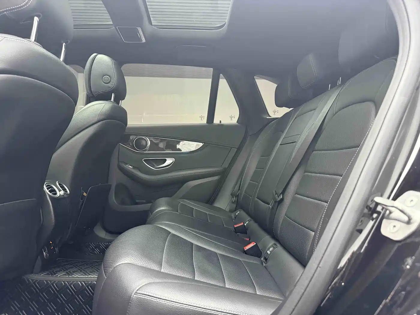Mercedes-Benz GLC 2019 GLC 260 4MATIC Dynamic фото 24