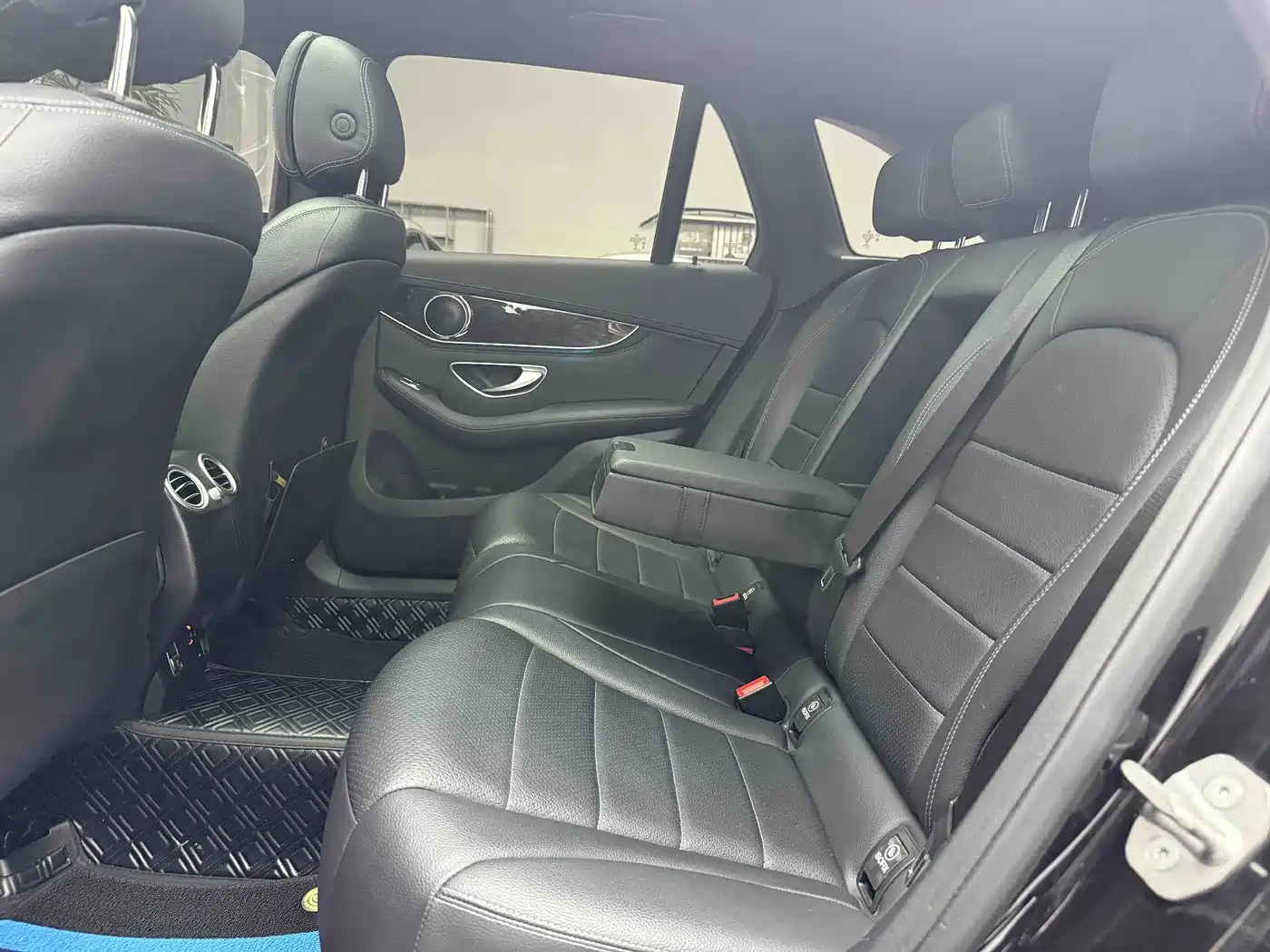 Mercedes-Benz GLC 2019 GLC 260 4MATIC Dynamic фото 23