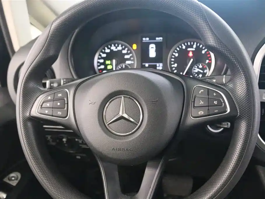 Mercedes-Benz Vito 2020 2.0T Elite Edition (7-seater) фото 6
