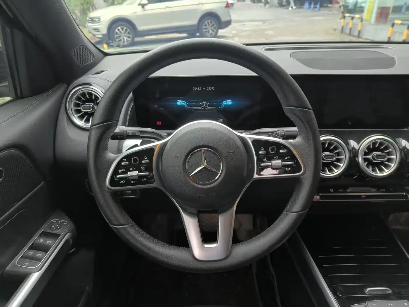 Mercedes-Benz GLB 2022 Facelift GLB 200 Fashion Style фото 6