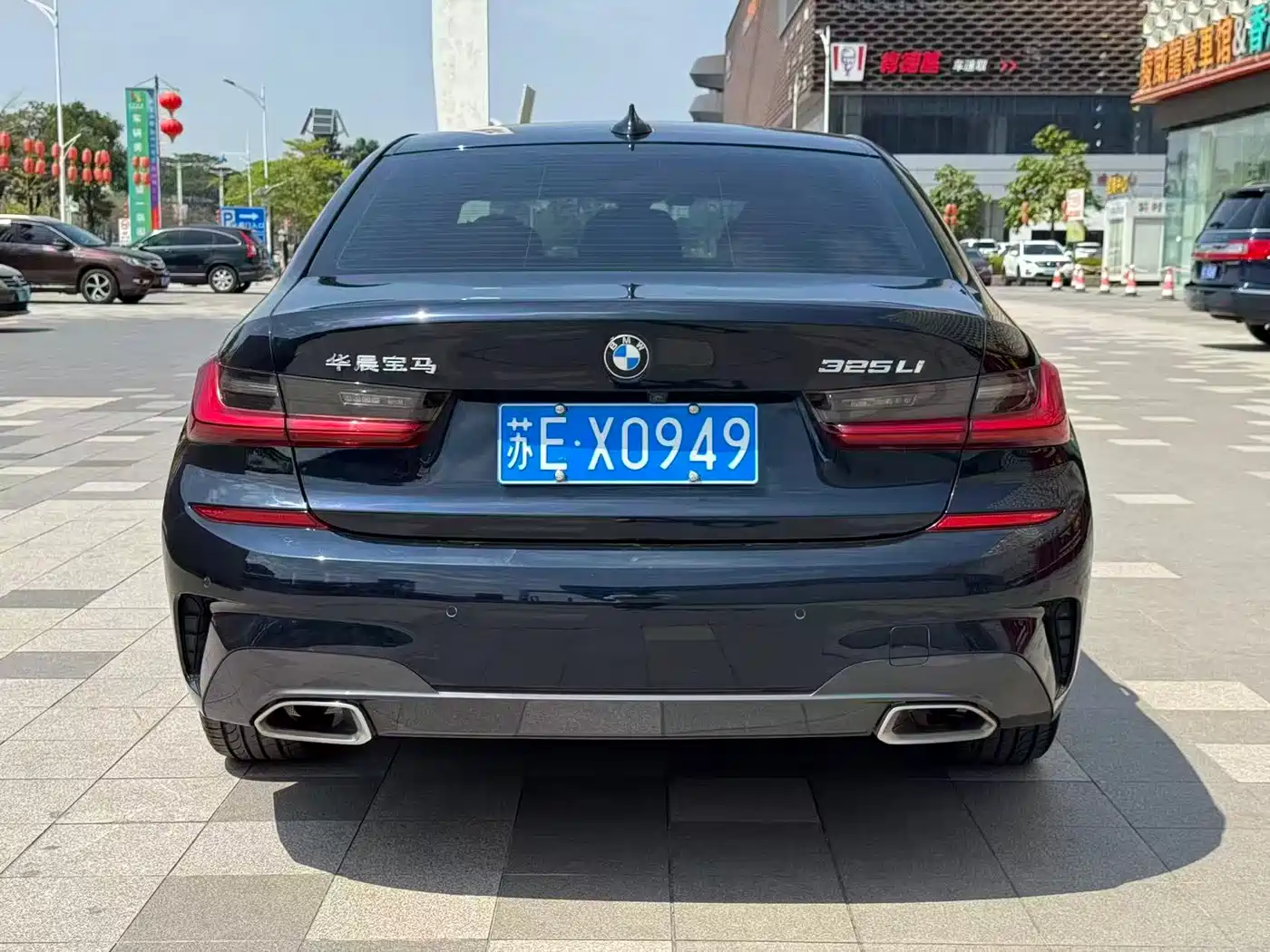 BMW 3 Series 2022 325Li M Sport Package фото 10