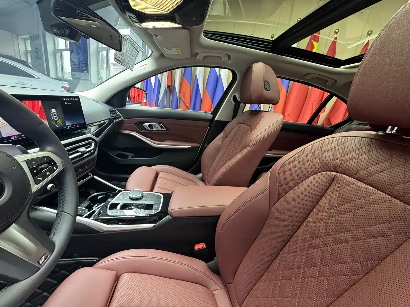 BMW 3 Series 2023 320Li M Sport Package фото 11