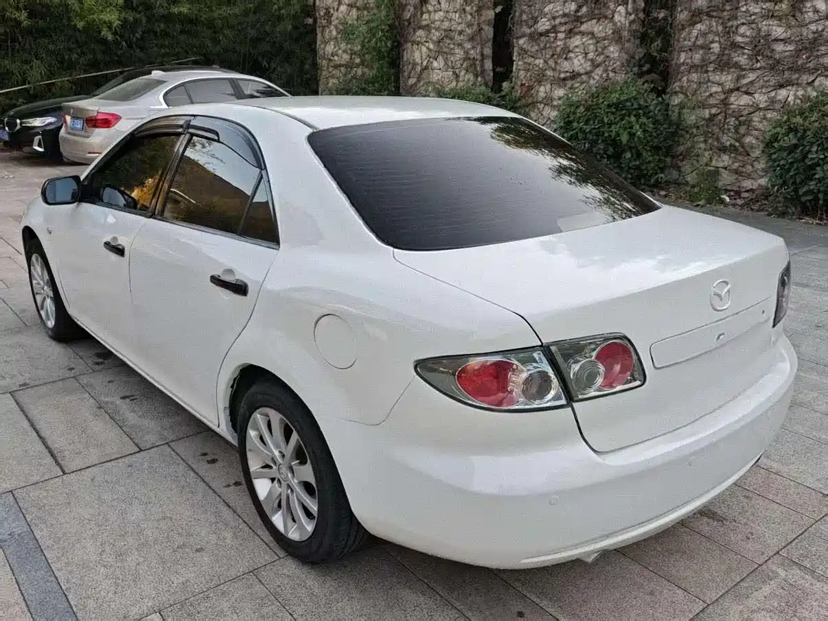 Фото 6 - Mazda 6