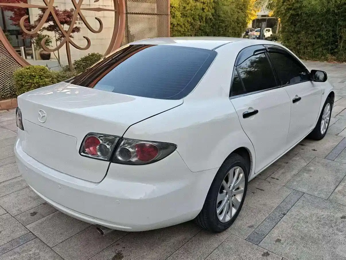 Фото 4 - Mazda 6