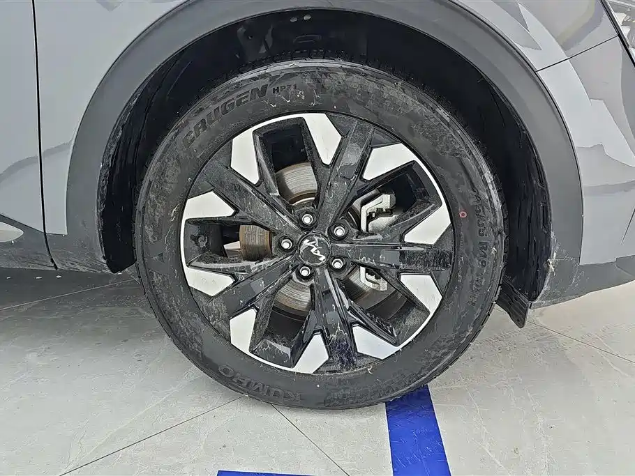 Kia Sportage 2023 2.0T 2WD Premium Edition фото 6