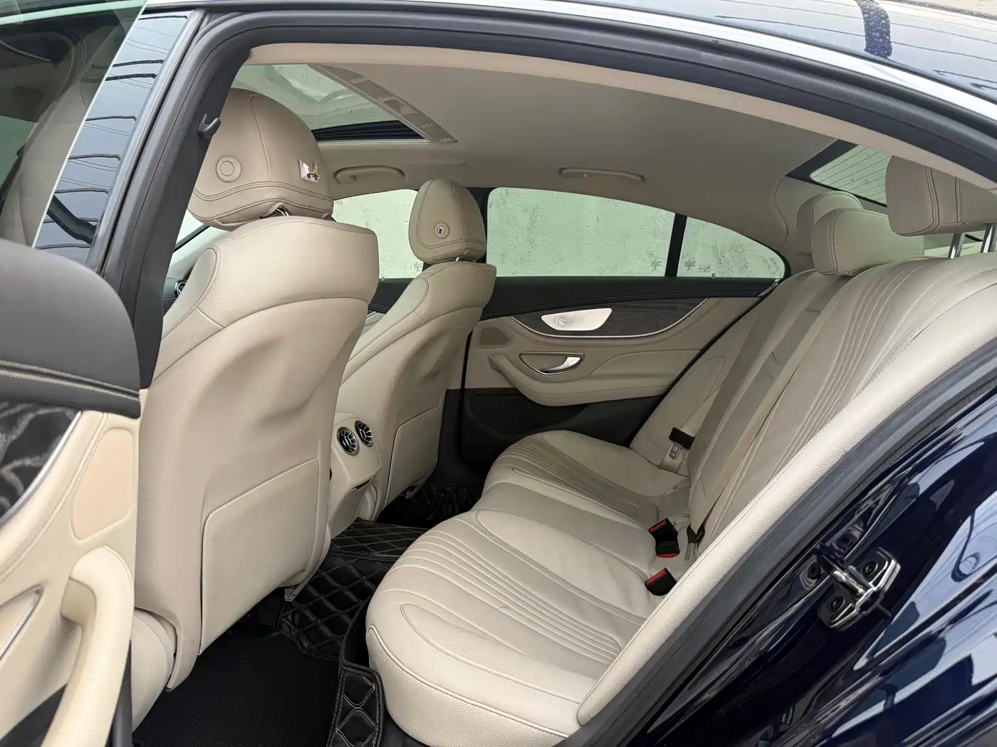 Mercedes-Benz CLS 2020 CLS 300 Luxury фото 7