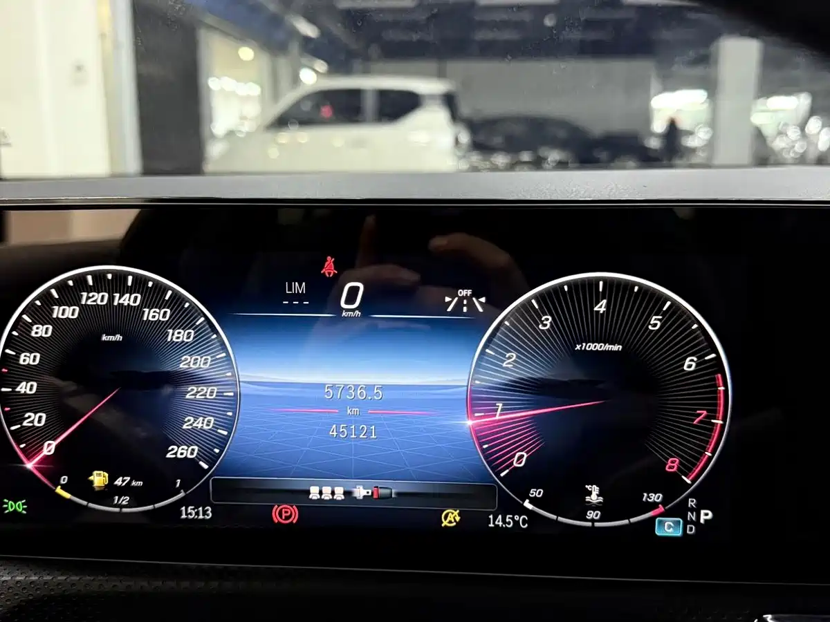 Mercedes-Benz A-Class 2024 Facelift A 180 L фото 11