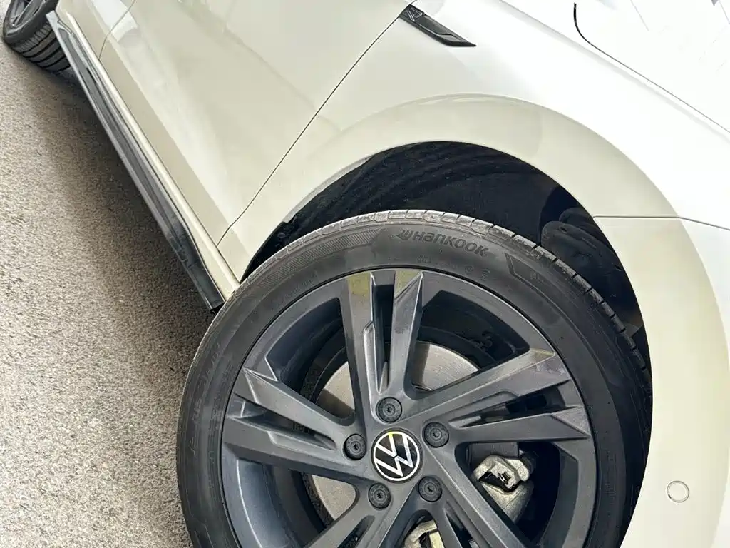 Volkswagen Golf 2023 280TSI DSG R-Line Lite фото 27