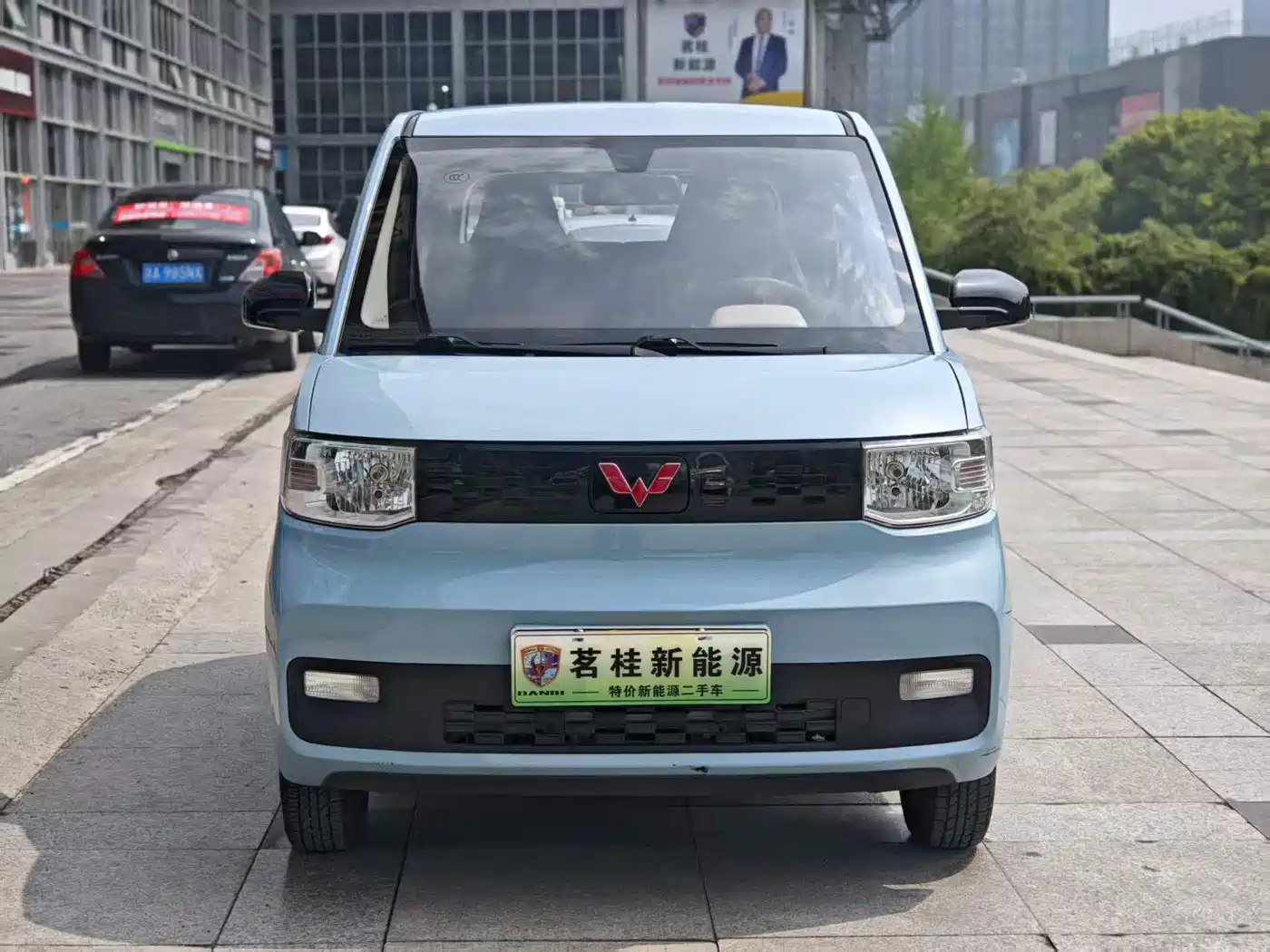 WULING AUTOMOBILE HONGGUANG MINIEV
