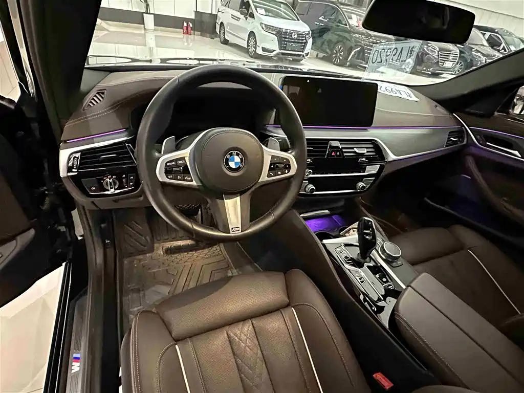 BMW 5 Series 2021 530Li Premium M Sport Package фото 8
