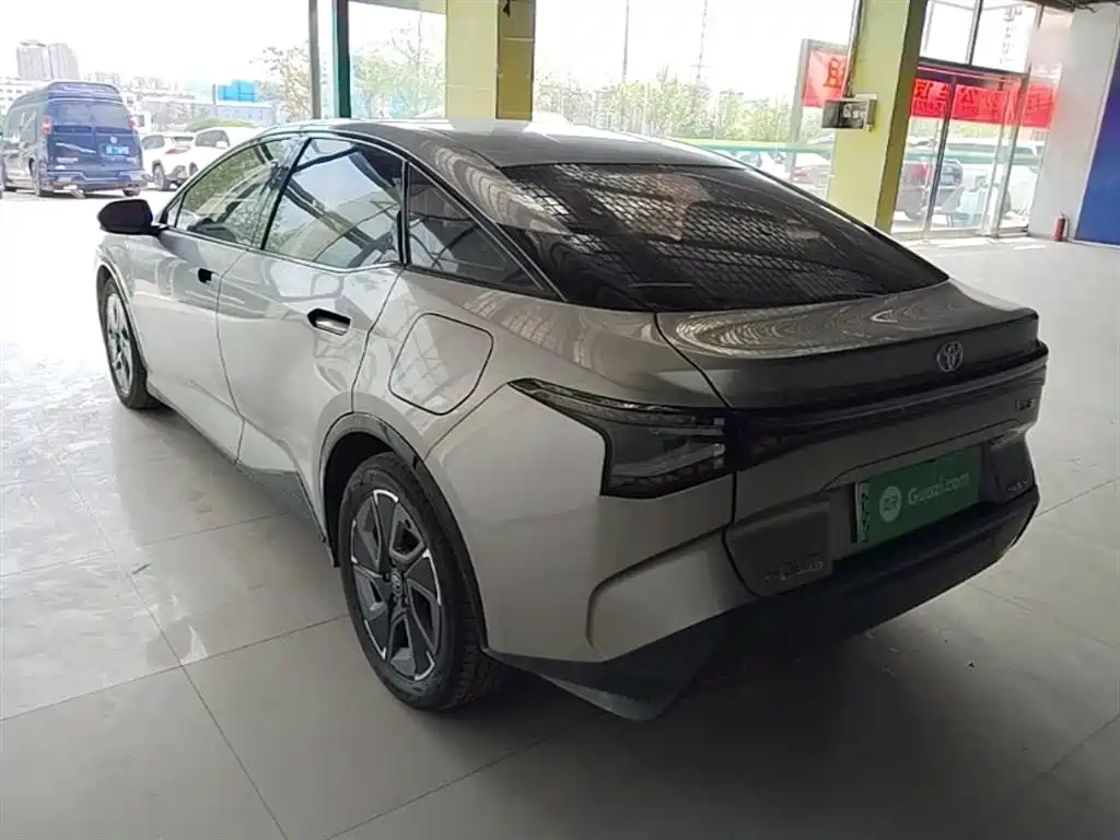 Toyota bZ3 2024 517km Elite PRO фото 5