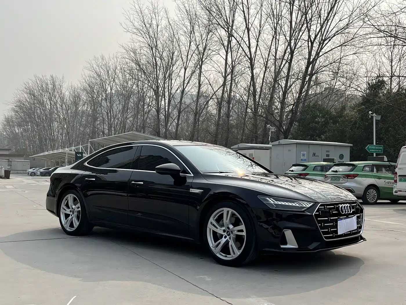 Audi A7L 2024 45TFSI quattro S-line Vision Edition Crystal Package фото 9