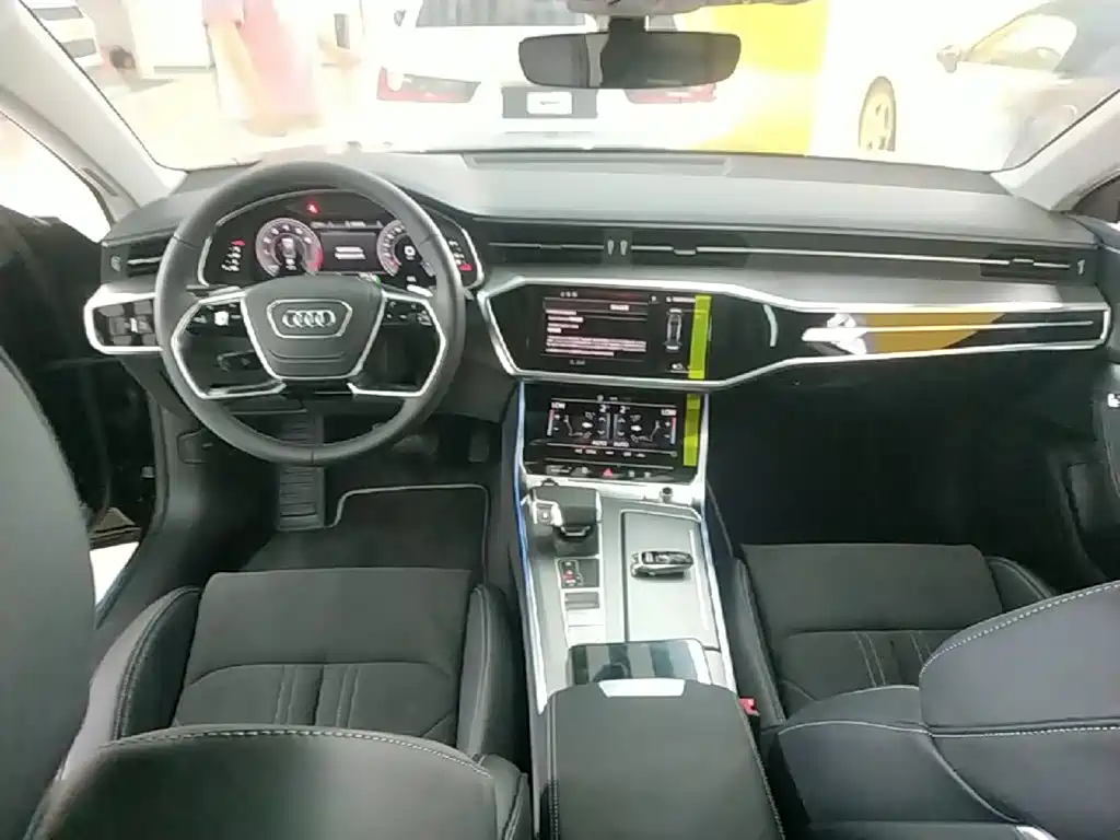 Audi A7L 2026 2025 Model Year 45 TFSI Luxury