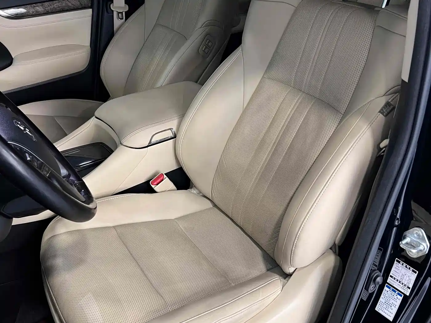 Toyota Alphard 2021 Hybrid 2.5L Premium фото 3