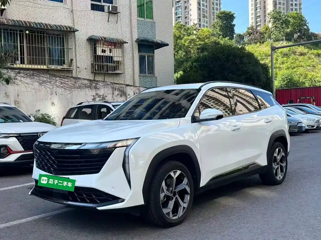 Photo 2 - Geely Boyue L