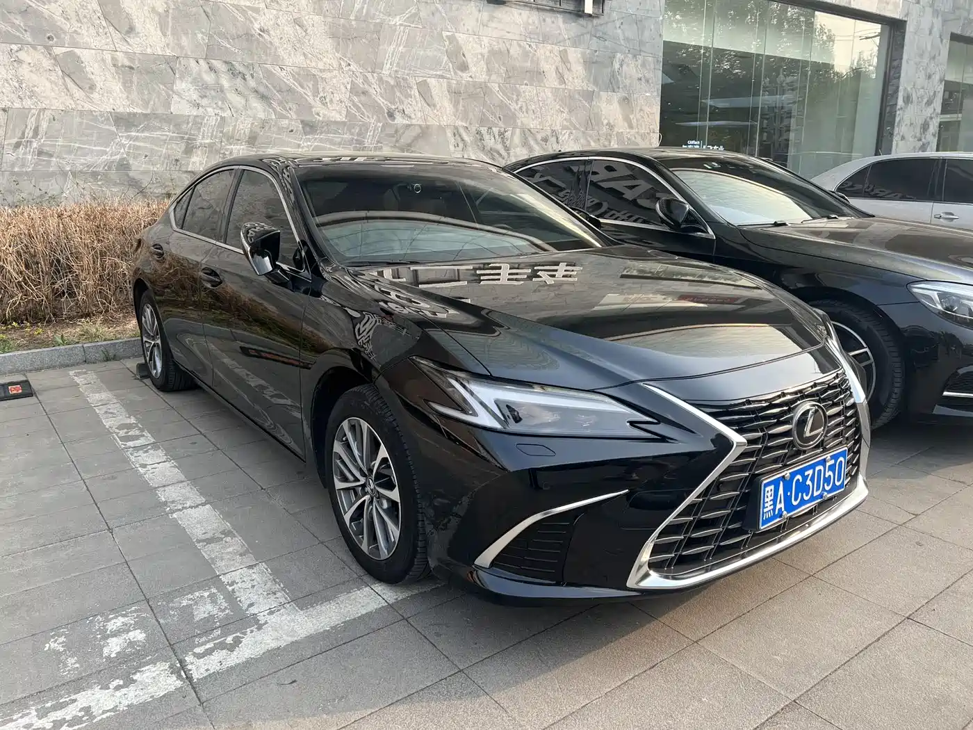 Lexus ES 2025 200 Ultimate Edition