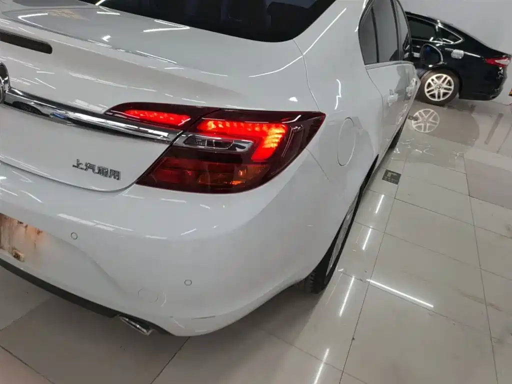 Buick Regal 2015 1.6T Leading Tech Edition фото 8