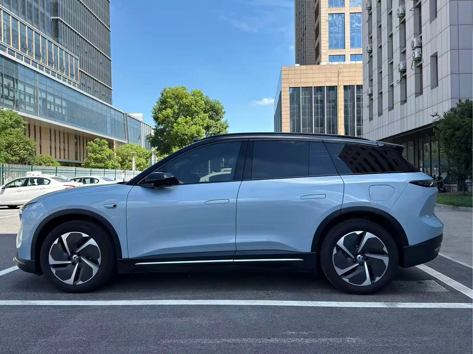 Фото 3 - NIO ES6