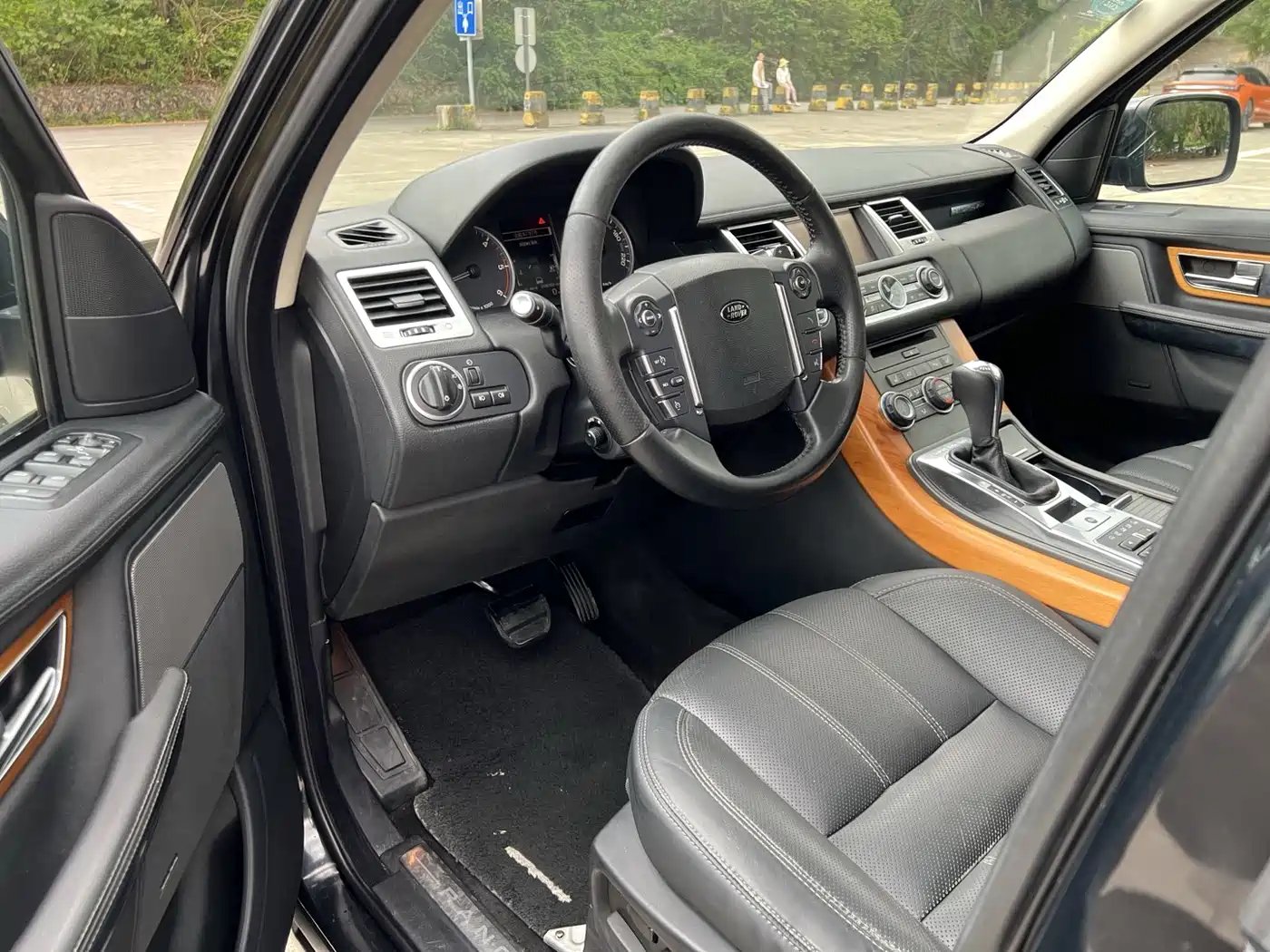 Land Rover Range Rover Sport 2012 3.0 TDV6 HSE Diesel Version фото 4