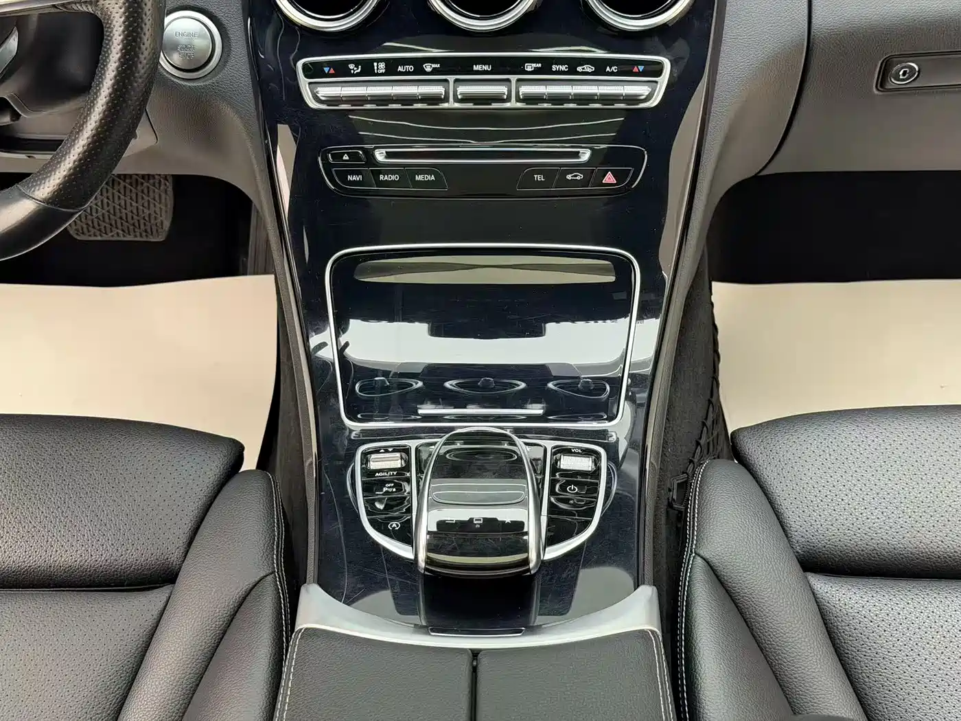 Mercedes-Benz C-Class 2015 C 200 Sport Edition 4MATIC фото 26