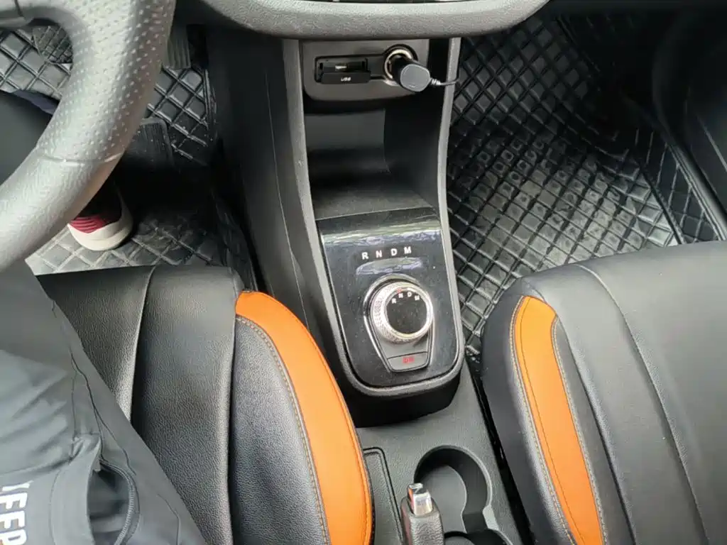 Baojun 310 2019 2017 1.5L Auto Luxury