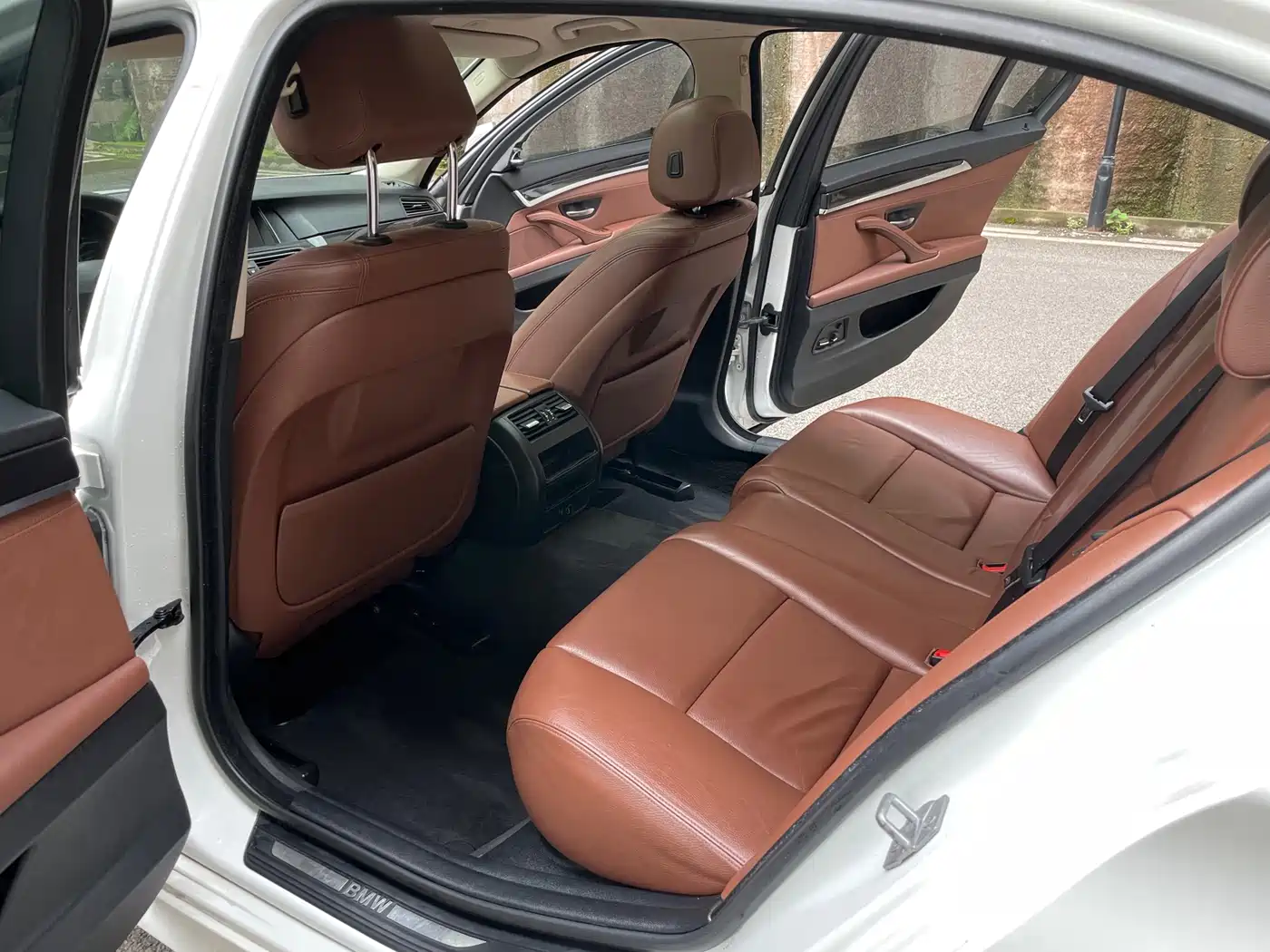 BMW 5 Series 2014 520Li Elegance фото 12