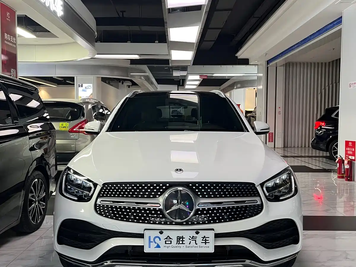 Mercedes-Benz GLC 2022 Facelift GLC 260 L 4MATIC Luxury Model фото 2
