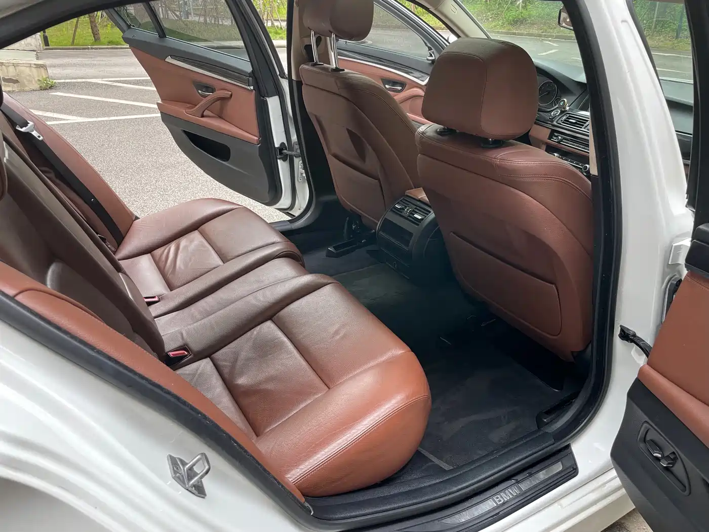 BMW 5 Series 2014 520Li Elegance фото 13