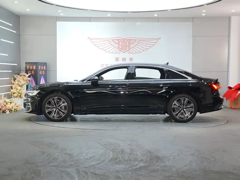 Audi A6L 2024 45 TFSI Premium Dynamic фото 2
