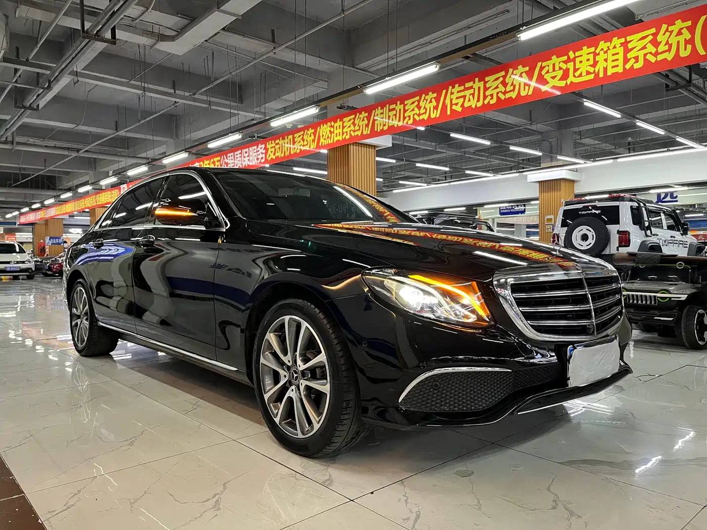 Mercedes-Benz E-Class 2019 E 300 L Fashion фото 6