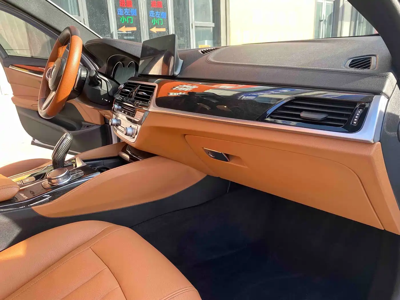 BMW 5 Series 2018 Facelift 530Li xDrive M Sport Package фото 9