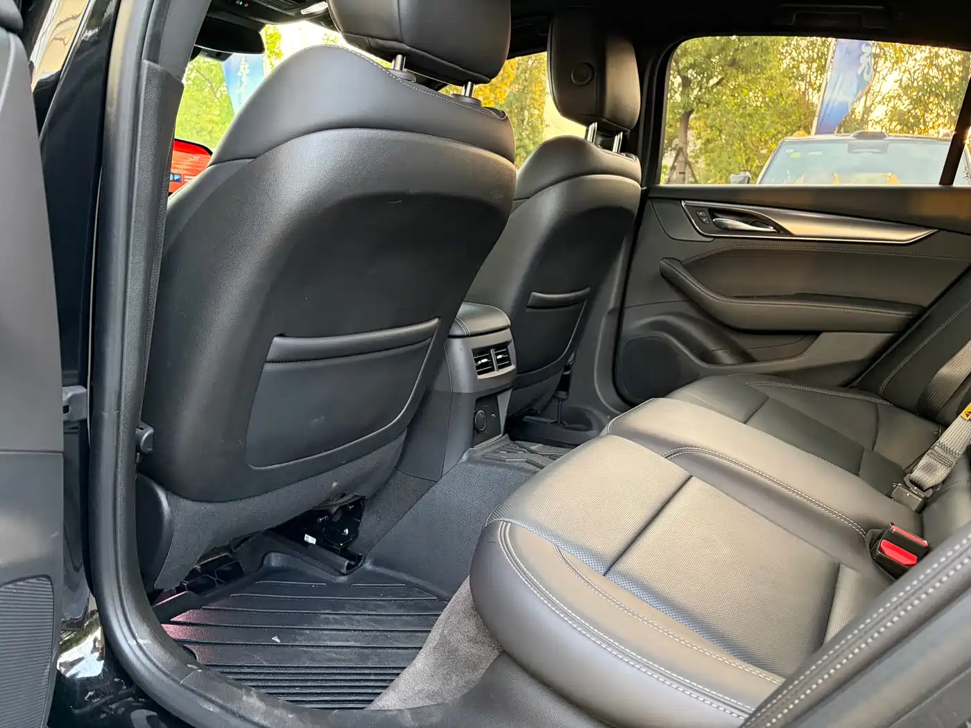 Cadillac CT5 2024 28T Luxury Model Pro фото 9