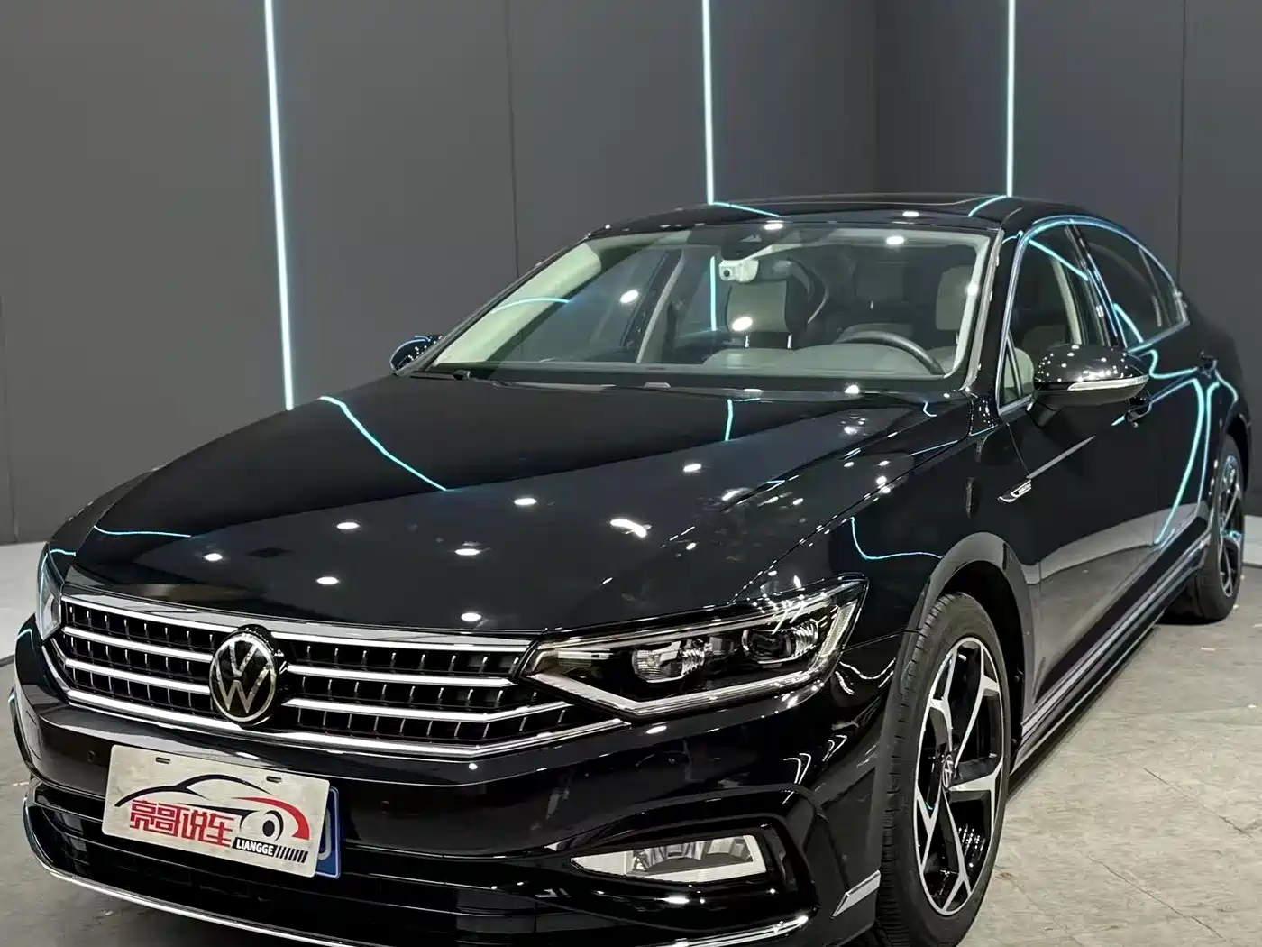 Volkswagen Magotan 2025 Popular Edition 330TSI DSG Luxury