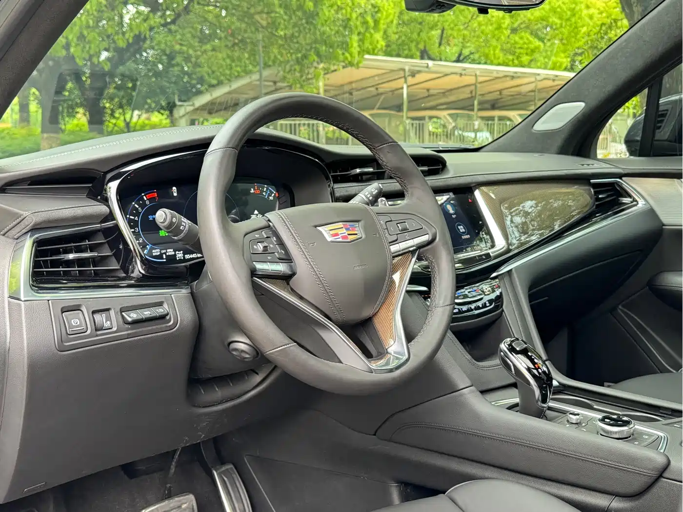CADILLAC XT6