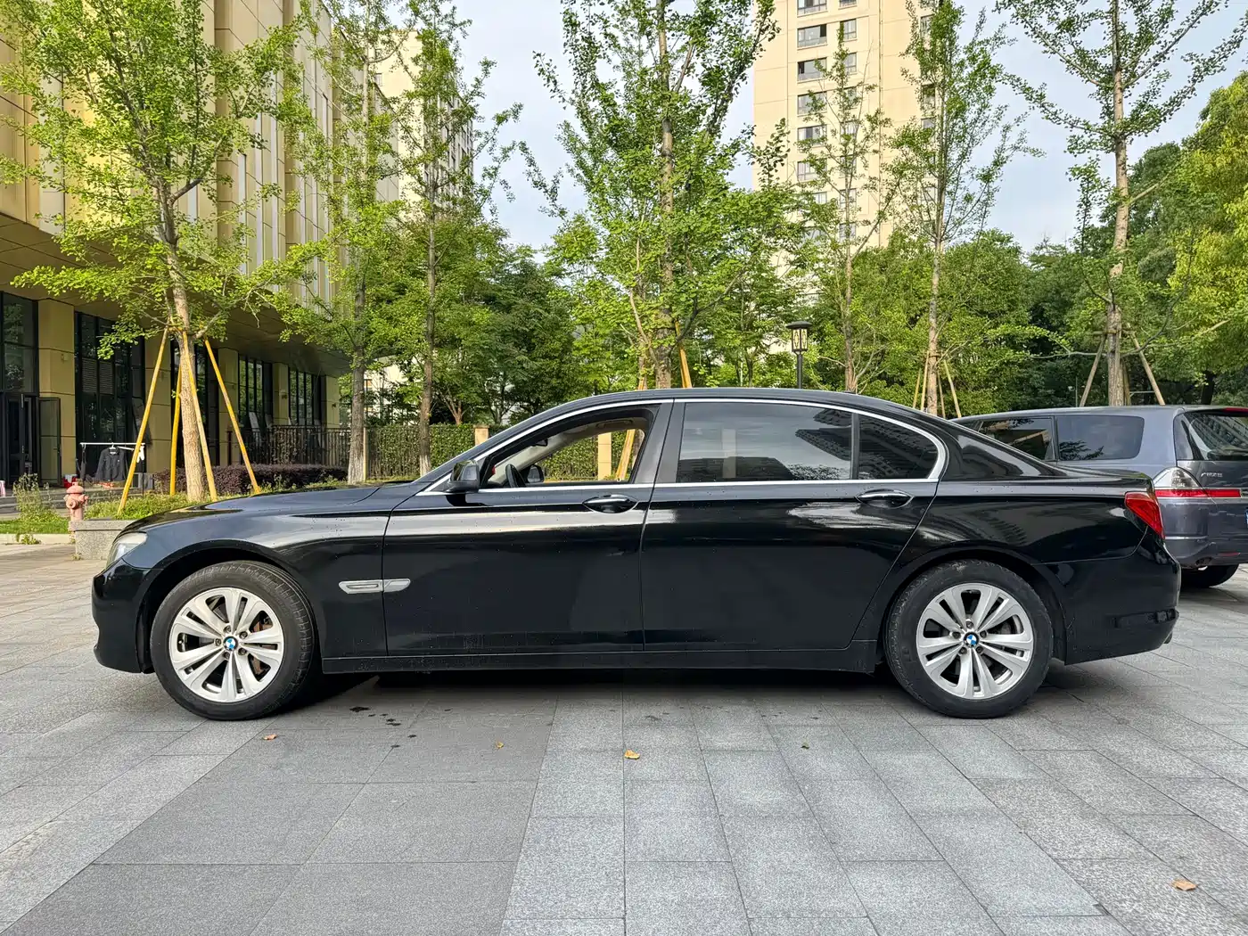 BMW 7 Series 2011 730Li Elegance фото 6