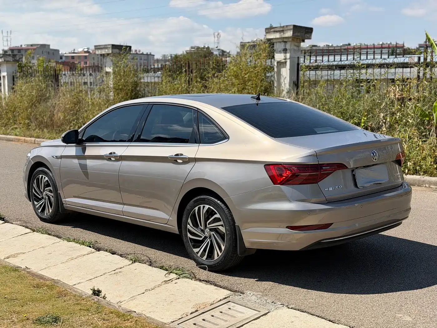 Volkswagen Sagitar 2022 200TSI DSG Soaring Edition фото 6