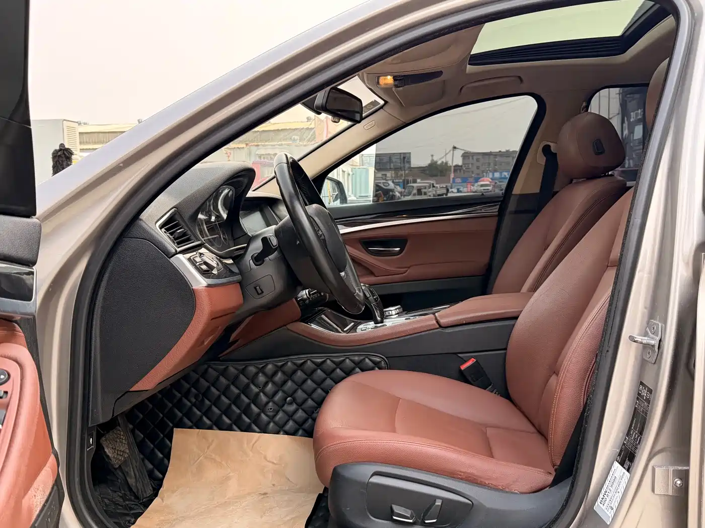 BMW 5 Series 2014 520Li Elegance фото 11