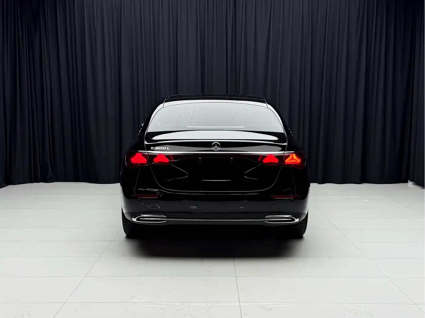 Mercedes-Benz E-Class 2025 E 300 L Luxury фото 5