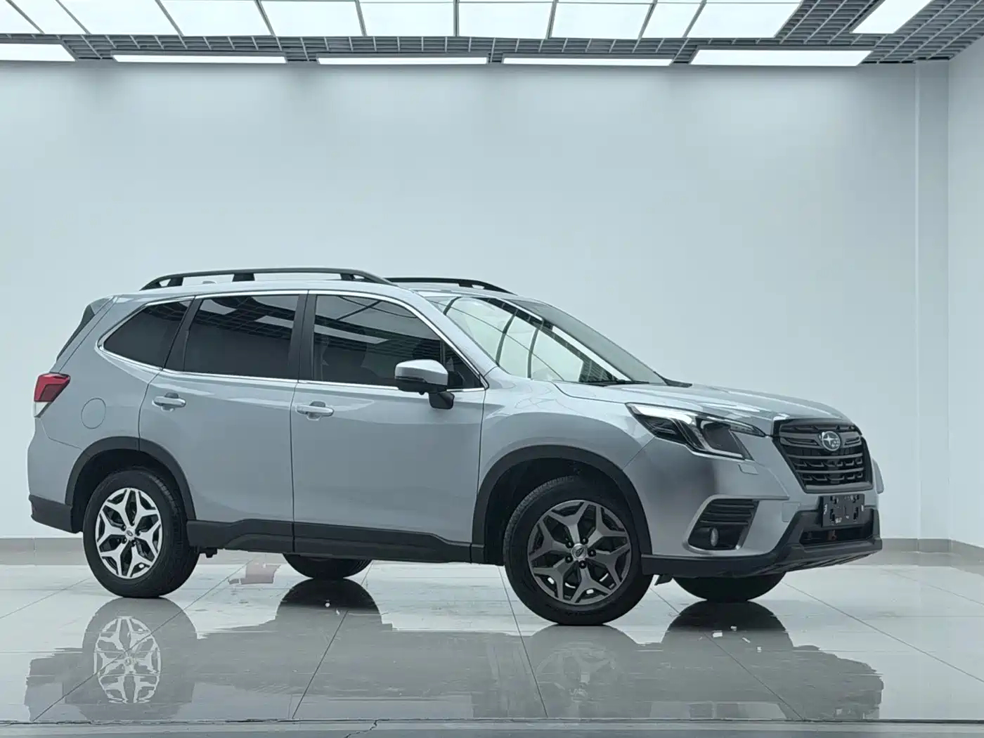 Subaru Forester 2022 2021 2.0i Luxury Edition with EyeSight