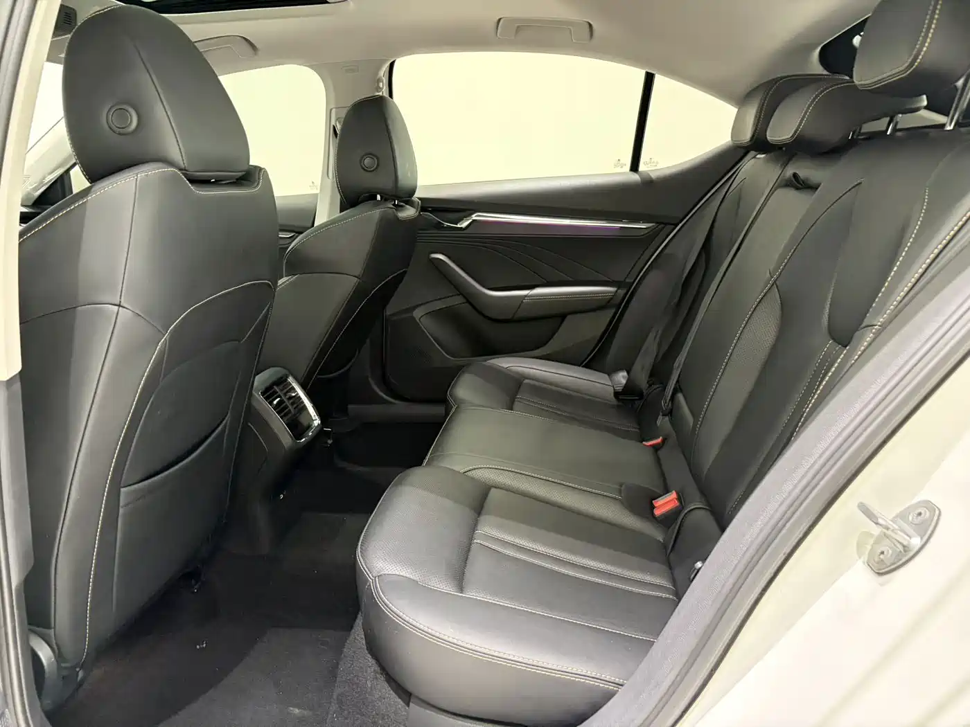 Škoda Octavia 2023 2022 PRO TSI280 Luxury Edition