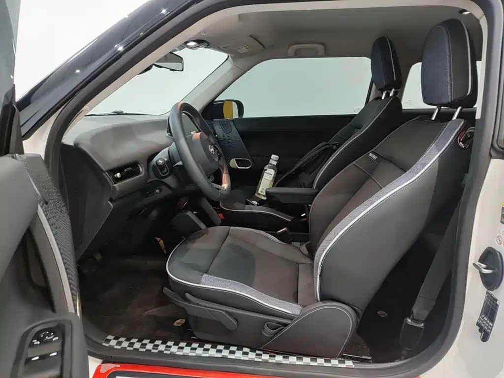 MINI Electric MINI COOPER 2025 2024 456km COOPER E Classic