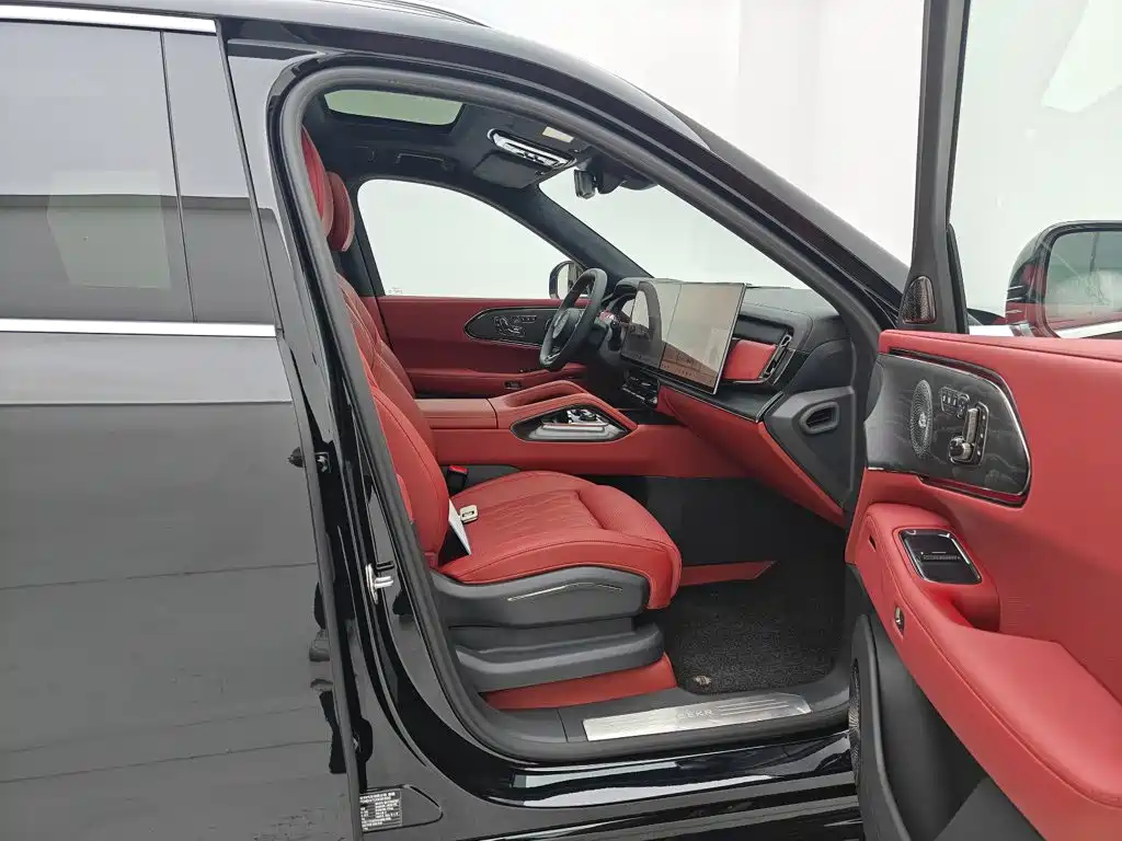 ZEEKR 8X 2026