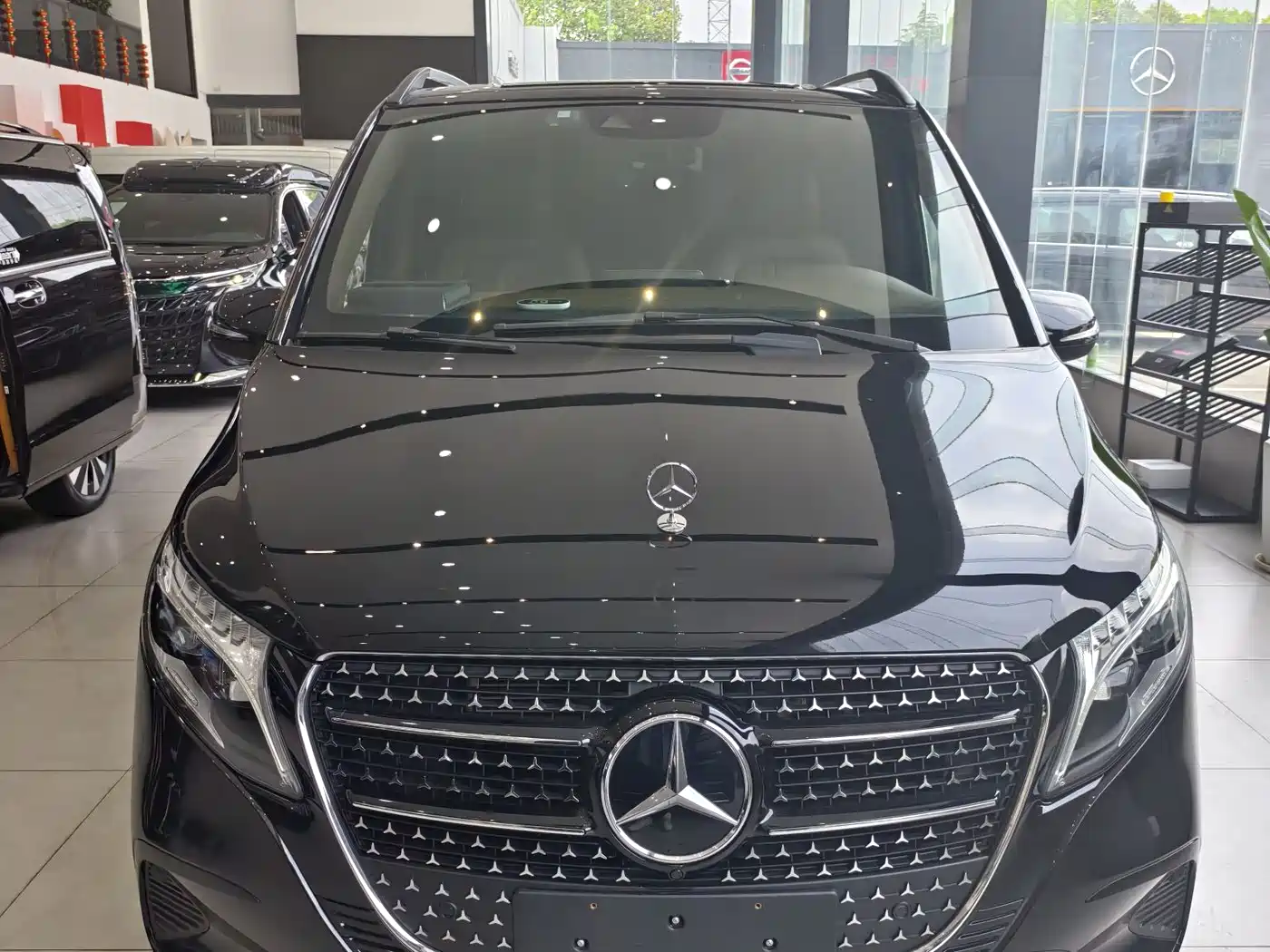 Mercedes-Benz V-Class 2018 V 260 Navigator Edition China VI фото 2